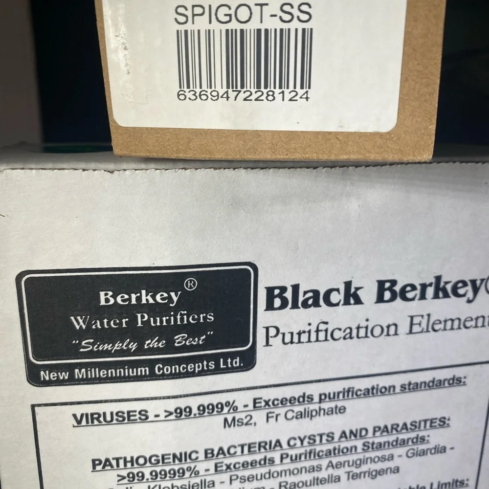 Royal Berkey Water Filter System, Spigot, 2 Elements, & Primer, 3.25 Gallons - Picture 5 of 7